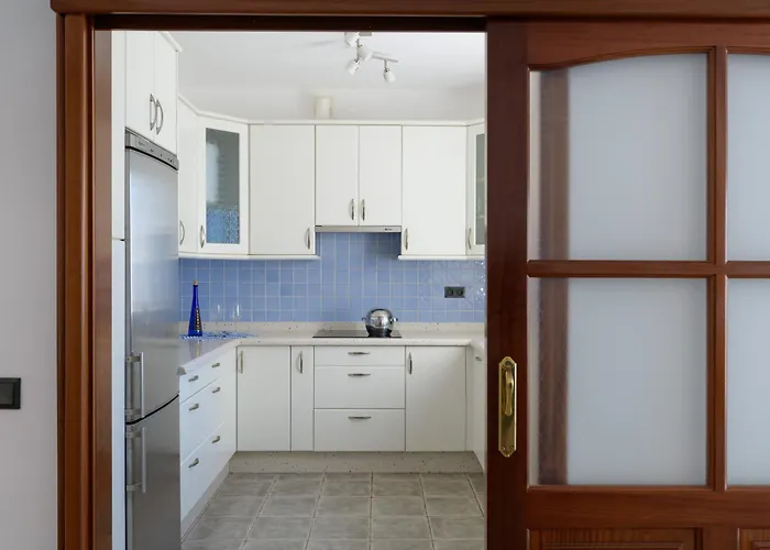 Mariate I Casa Frente Al Mar En *